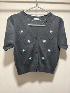 「GU」グレー 半袖カーディガン 花柄刺繍