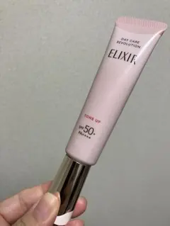 エリクシール　デーケアレボリューショントーンアップ