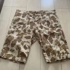 カモフラージュ柄ショートパンツ