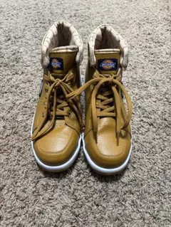 Item thumbnail for item e2210ff0-26ff-4fb5-bb13-2ca04f6ed222