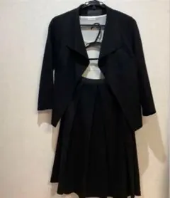 卒業・入学式　ブラック ジャケット・スカートインナーセット　アンタイトル