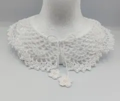 レース　つけ襟　白　スカラップ　花モチーフ　ハンドメイド　手編み