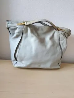ライトグレー レザーハンドバッグ