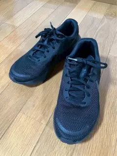 Nike ブラック ランニングシューズ　レボリューション7ウィメンズロード