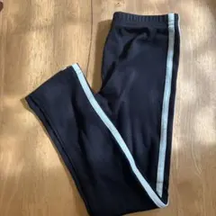 黒のサイドストライプロングパンツ