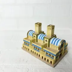 ドバイ　シャルジャのブルー スーク置物