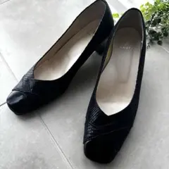 BEAUFIT ビューフィット パンプス ネイビー 型押しレザー リーガル系24