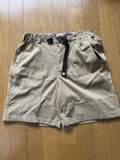 Columbia レディース　ベージュ ショートパンツ