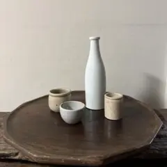 白磁ボトル　舎密局所縁　明治　平佐　波佐見　伊万里　瀬戸　李朝　花器　白洲正子 白磁ボトル 舎密局所縁 明治 平佐 波佐見 伊万里 瀬戸 李朝 花器 白洲