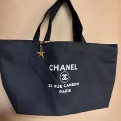 【CHANEL】ノベルティ　ミニトートバッグ　黒 中東地域限定　チャーム付
