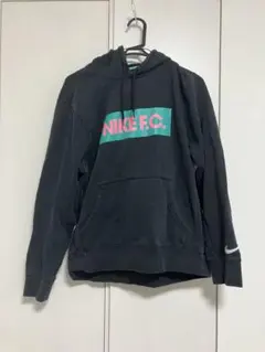 Nike フード付きパーカー Lサイズ ブラックのサムネイル