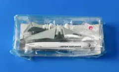 未使用　JAL 飛行機　フィギュアのサムネイル
