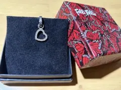 folli folli ペンダントトップ　　チャーム　ネックレス