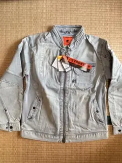 Item thumbnail for item c4f8b721-0d57-473b-832f-176ad3be00a8