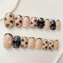 【現品】ハート 黒ベージュ 囲み リボン ワンホン 韓国 セットネイルチップ