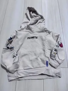 PEANUTS スヌーピー フード付きトレーナー