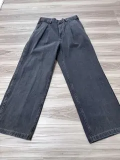 GU デニムストレートパンツ