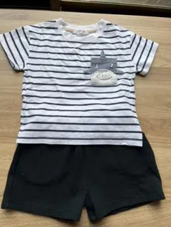 NEXT サメ柄ポケットTシャツとワッフルショートパンツ セットのサムネイル