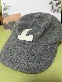 LACOSTE グレーウールキャップ