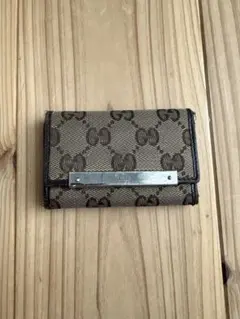 GUCCI GGキャンバスキーケース