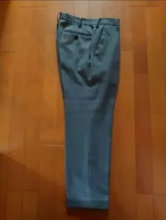 ユニクロ　感動パンツ　グレー　ウエスト76 レングス実寸66　裾　ダブル　人気