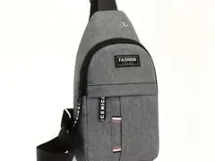 【新品・未使用】グレー ボディバッグ 31cm x 23cm