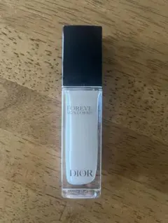 Dior スキンフォーエバースキンコレクトコンシーラー00.5N