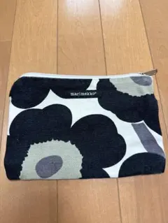 Item thumbnail for item fedc46a2-a7bf-4fde-bbb4-aaac64c6e9a6