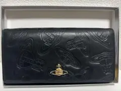 【Vivienne Westwood】長財布 ブラック オーブ型押し 箱付き