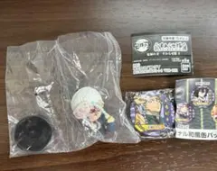 鬼滅の刃　宇髄天元フィギュアと缶バッジセット