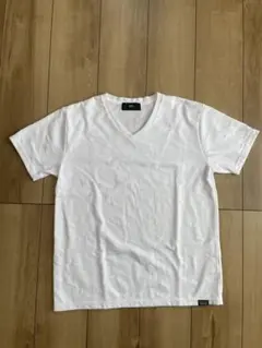 AZUL アズール ホワイト Vネック Tシャツ 星柄