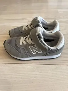 New Balanceニューバランス 373グレー キッズスニーカー　18.5