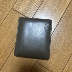 ディーゼルグリーン 二つ折り財布