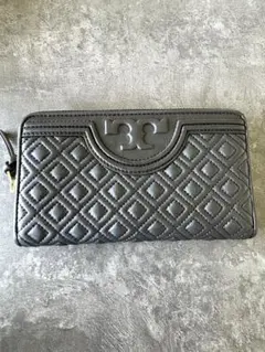 新品同様‼️ 現行 トリーバーチ 財布 長財布 キルティング ラウンド
