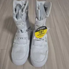 安全靴　鳶技　プロテクティブスニーカーサイズ　27.0新品未使用　白　so38