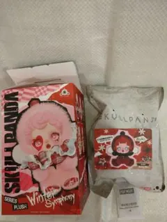 スカルパンダ　ぬいぐるみ　popmart