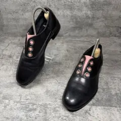 PIERRE HARDY ゴールドアイレット ブラックローファー