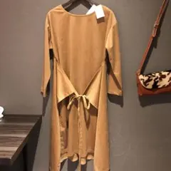 新品未使用　　タグ付き　　ワンピース