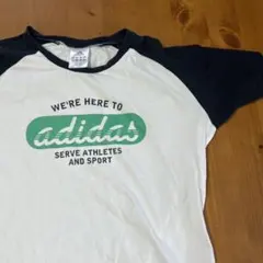 adidas ロゴプリント Tシャツとパンツセット