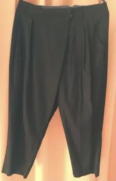 新品 カジュアルパンツ