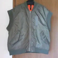 ディニテコリエ美品✨MA-1ベスト(カーキ)
