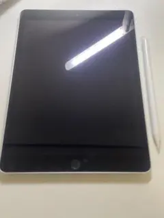 iPad 第9世代 64GB Apple Pencil互換品付き