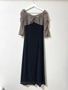 エレガントなレース袖ドレス 黒・ベージュ