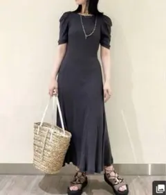 SNIDEL スナイデル　バックオープンカットワンピース　ブラック