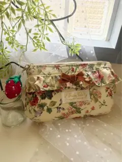 Item thumbnail for item 2e819a6c-dfc4-415d-93a1-456325f7d1b8