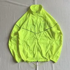 NIKE　ランニングシェルジャケット　ウィンドブレーカー　裾ドロストY2Kテック