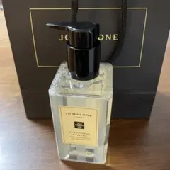 Jo Malone English Pear & Freesia ボディソープのサムネイル