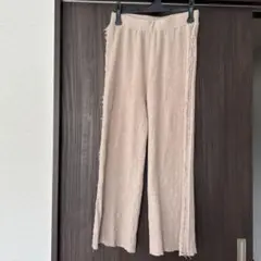 レトロガール　パンツ　ベージュ