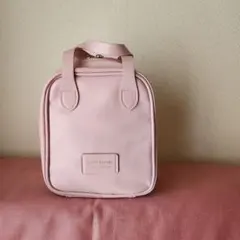 メイクポーチ　ピンク 合皮