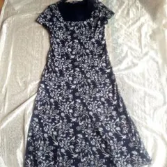 LAURA ASHLEY カットソー半袖ワンピース ＊ネイビーのサムネイル